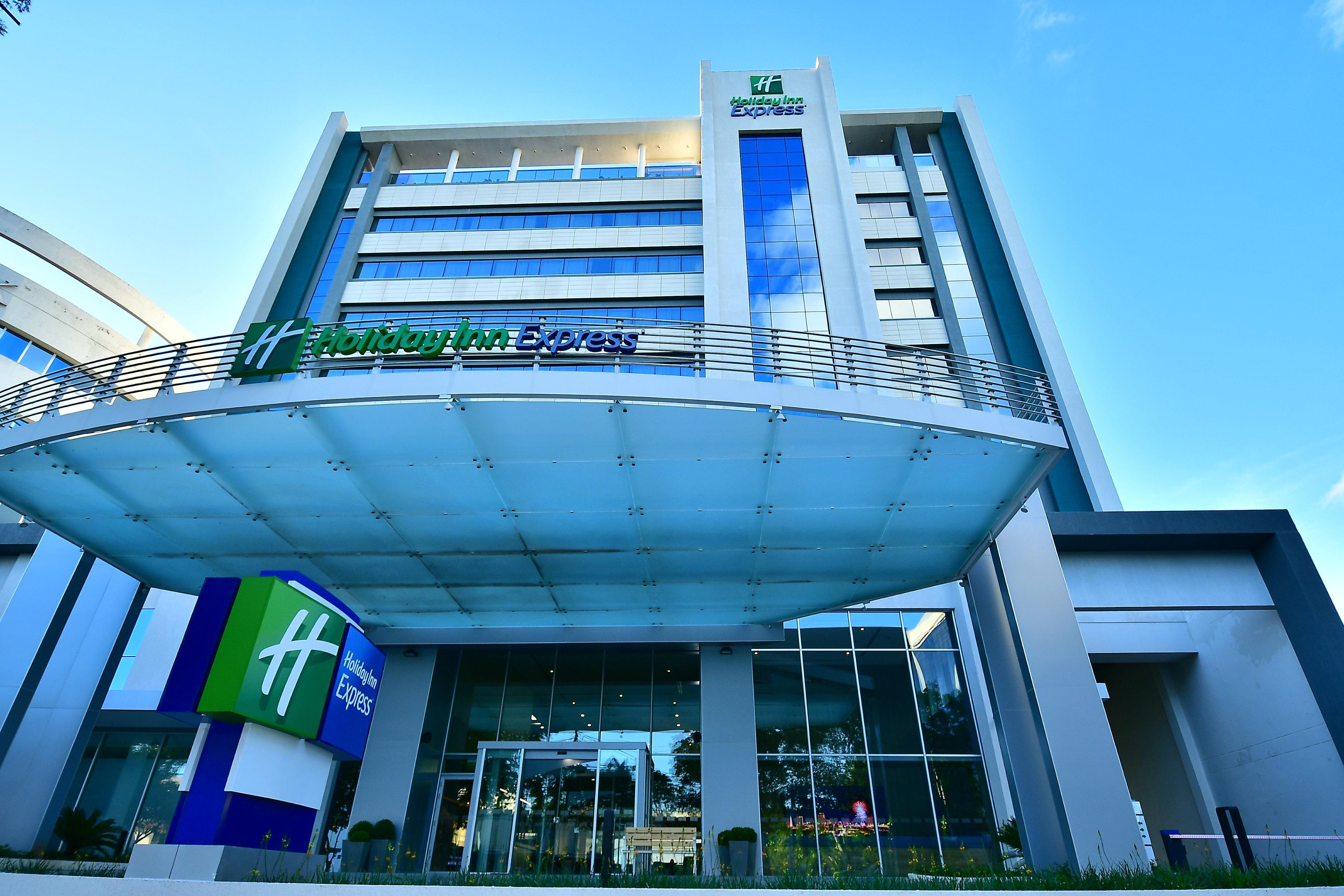 Holiday Inn Express Asuncion Aviadores By Ihg Dış mekan fotoğraf
