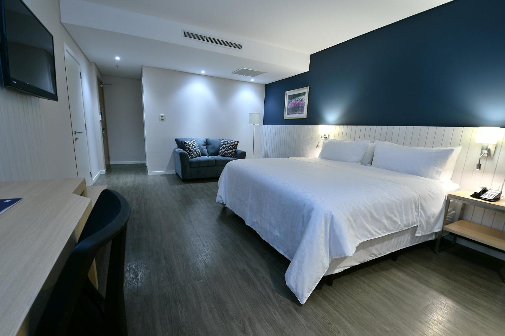 Holiday Inn Express Asuncion Aviadores By Ihg Dış mekan fotoğraf